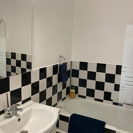 Appartement パリ16区 改装したばかりのアパルトマン クーラー付 Parijs